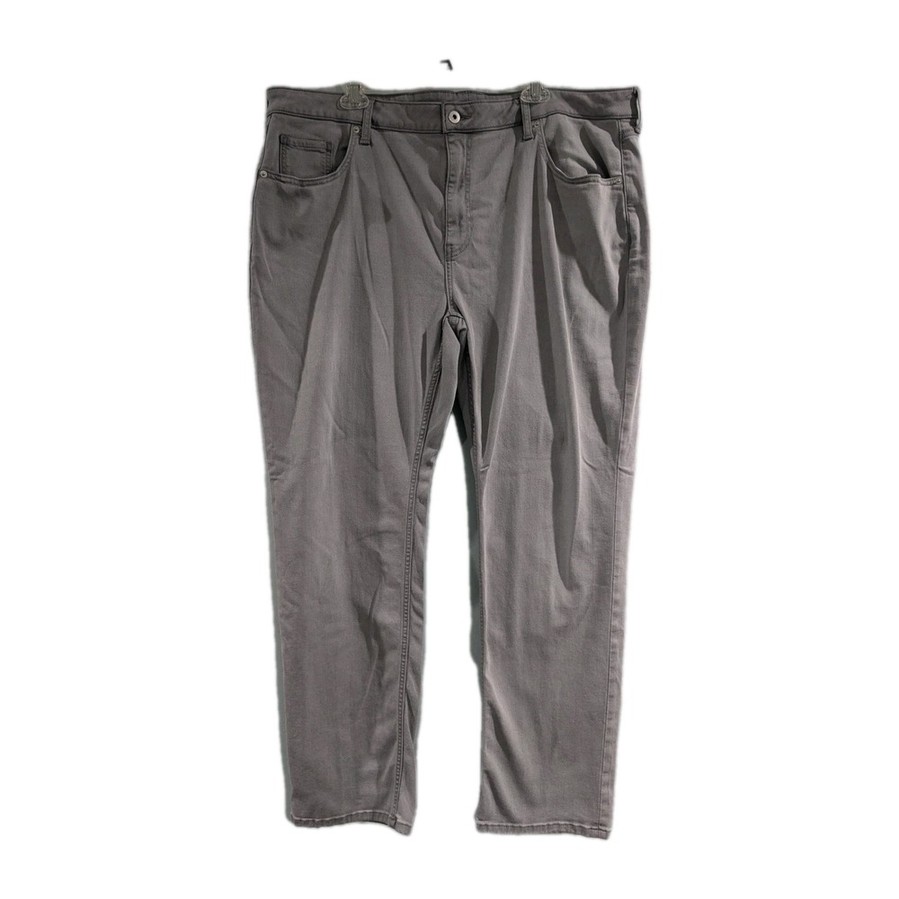 True Classic Men's Jeans 42x32 Comfort Stretch Pre-Washed Straight Leg Pant